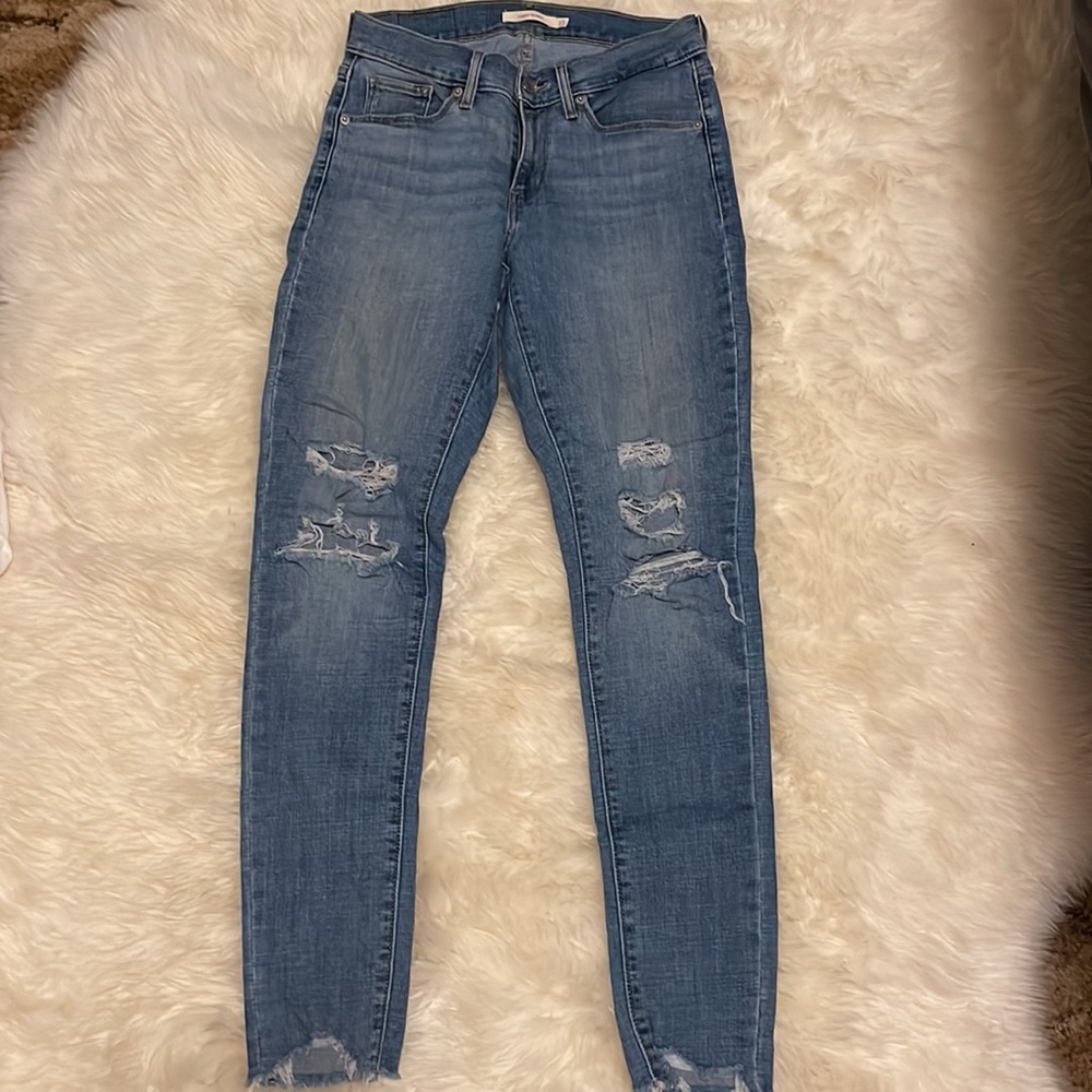 Levi’s Curvy Skinny jeans size 27